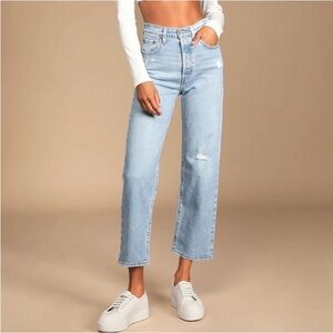 Levi’s Ribcage Straight Ankle Jeans size 28